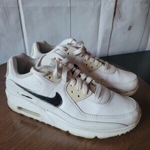 Nike Air Max 90 Kids 5Y Shoes, White/Black, Classic 90’s Look, Big Kids Shoes